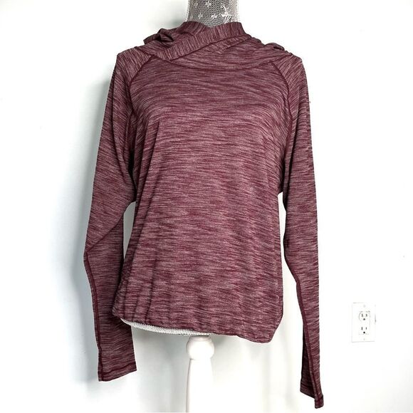 Lululemon pullover hoodie (size tag missing) - Picture 1 of 3